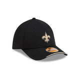Gorra New Era 3930 SideLine 26 NFL New Orleans Saints