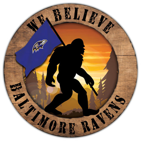 Letrero Madera We Believe Bigfoot Distressed Ravens